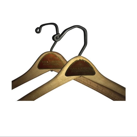 Lots of Vintage Hangers - Picture 2 of 6